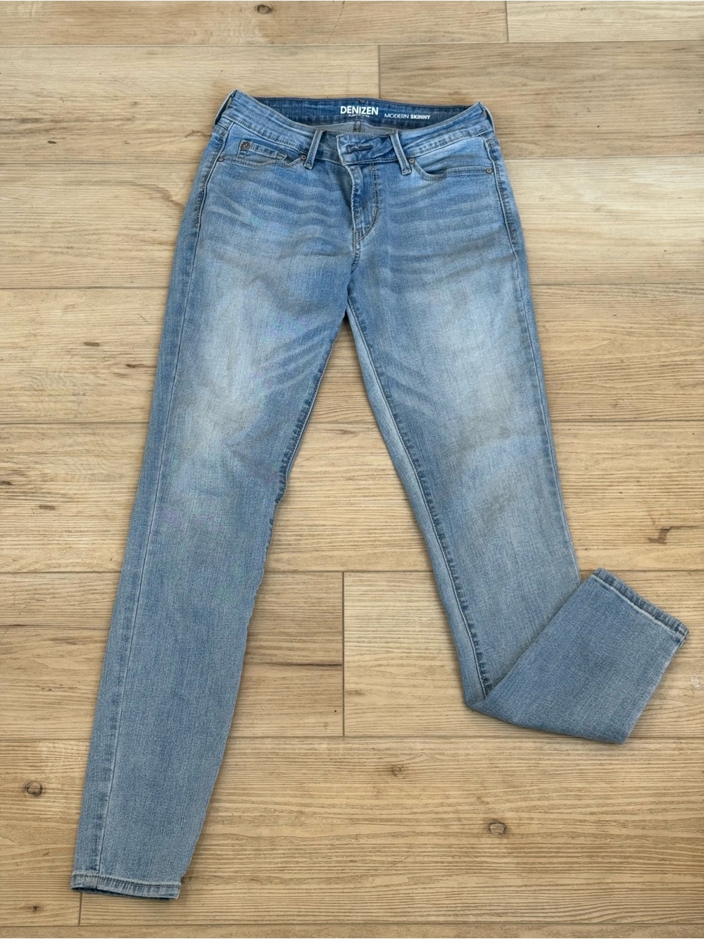 Denizen from Levi's Women's Skinny Jeans - Light Wash Blue
